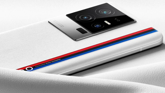 iQOO 12 5G will come with 200W charging support