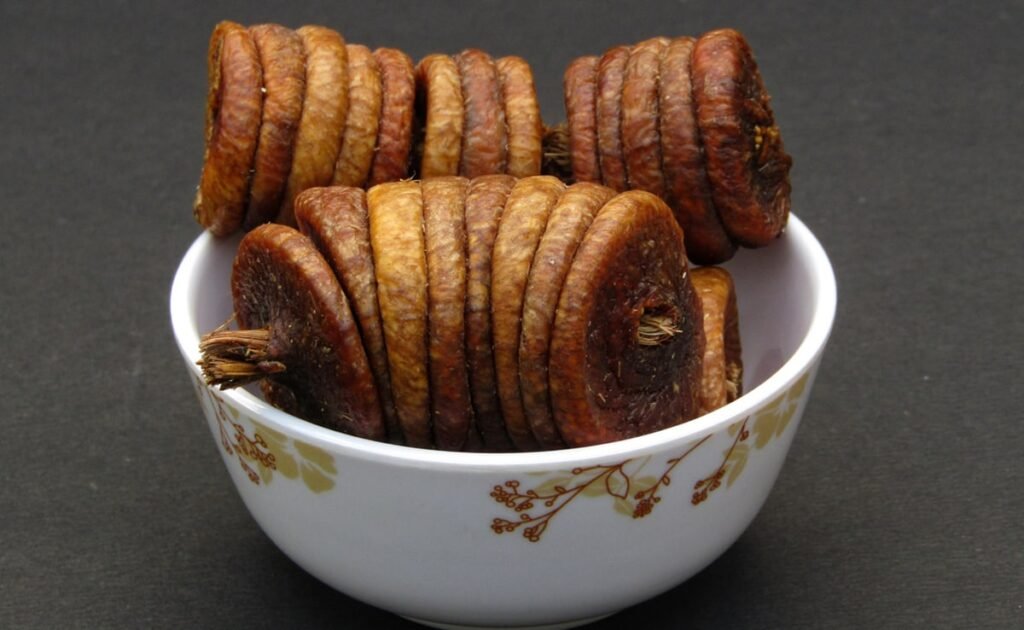 How to Eat Anjeer